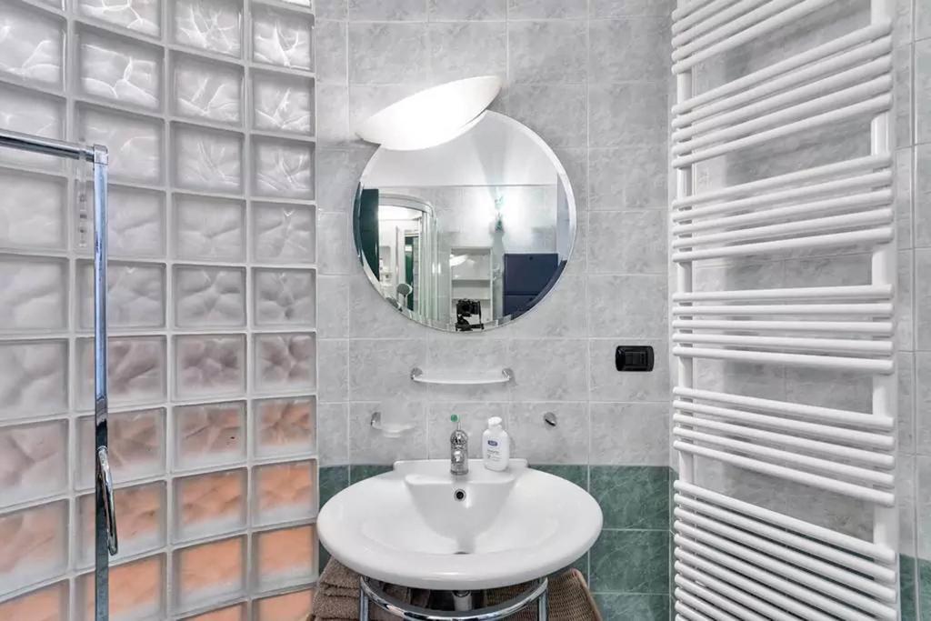 Апартаменты Luxrent Loft Lagrange Турин Экстерьер фото